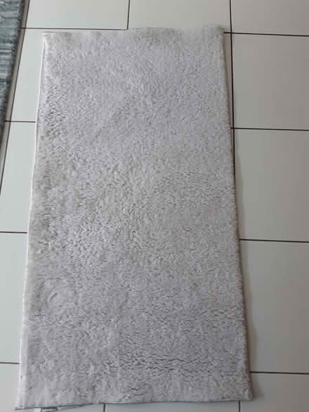 Photo of free Grey rug (Saint George's CO2) #1