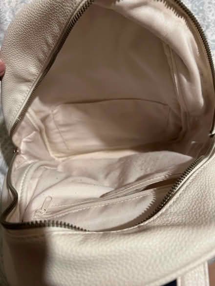 Photo of free Bag/ Rucksack (Ha2 8pw) #4