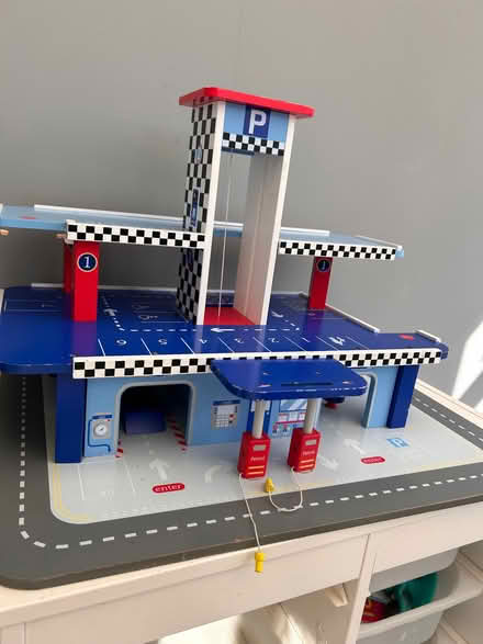 Photo of free Wooden car garage (Corringham SS17) #1