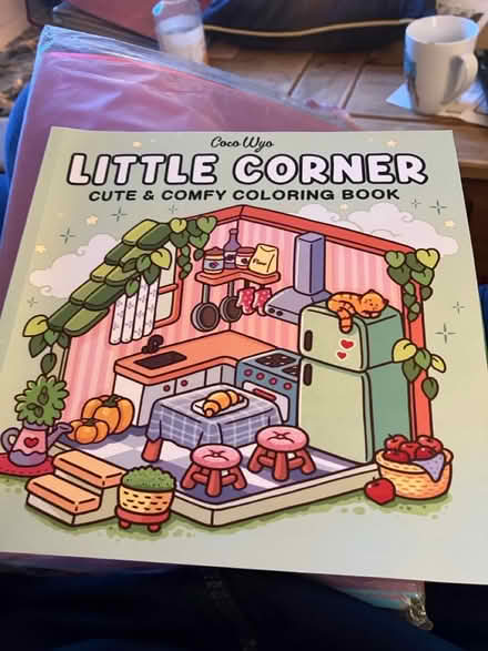 Photo of free Coloured paper, colouring book,pins (Waddon) #2