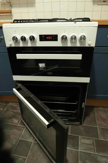 Photo of free Gas cooker (Stoke Newington N16) #4