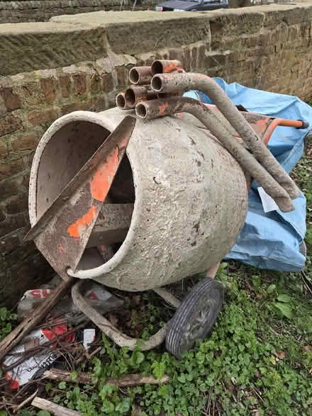Photo of free Concrete mixer. Electric. (Breadsall DE21) #1
