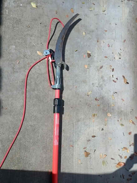 Photo of free Pole saw (Homestead and San Tomas) #1