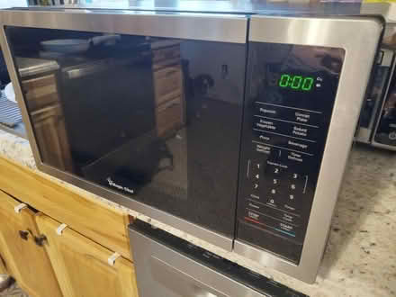 Photo of free Magic Chef microwave (Rte 17 (southern fauquier)) #2