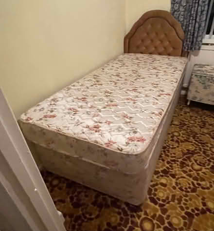 Photo of free Single divan bed and headboard (Neath SA11) #1