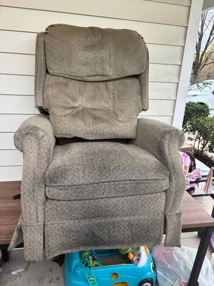 Photo of free Recliner (Right off of 98) #3