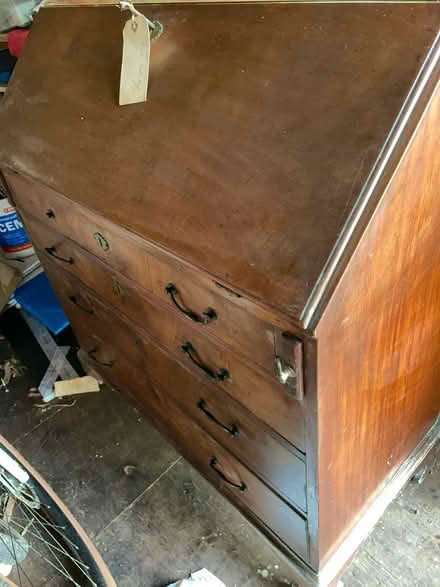 Photo of free Bureau (Carn Brea TR15) #2