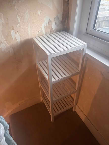 Photo of free White bathroom storage unit (SE24) #3