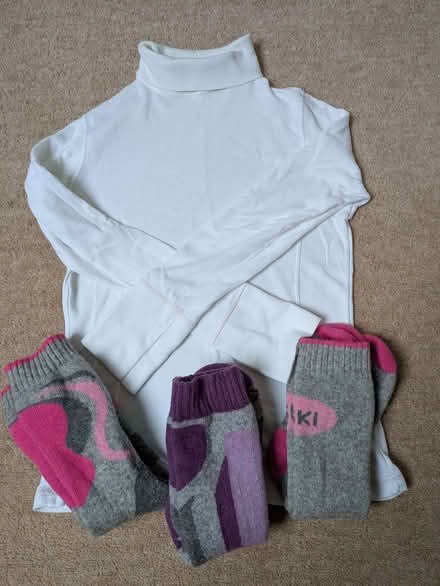 Photo of free Ski socks X3 pairs & base layer X1 women's medium (Bradwell MK13) #1