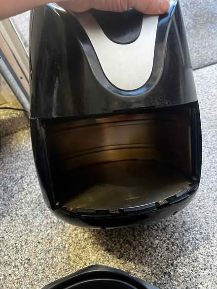 Photo of free AirFryer (Education Hill, Redmond) #4