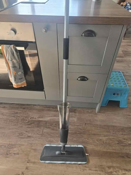 Photo of free Addis spray mop (Ford end CM3) #1