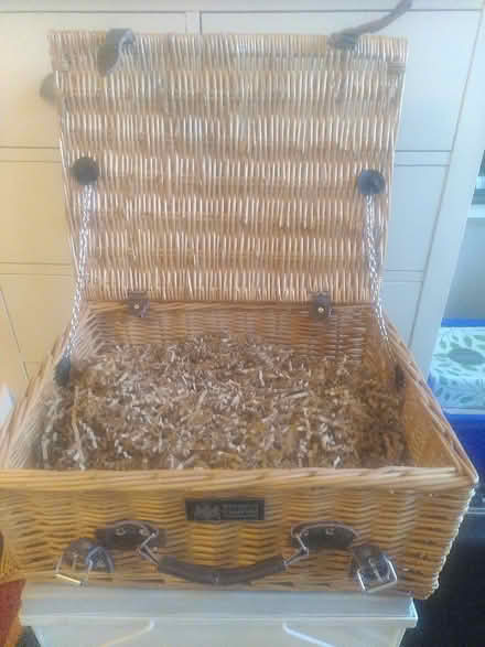 Photo of free 2 picnic hampers (Boldmere B73) #3