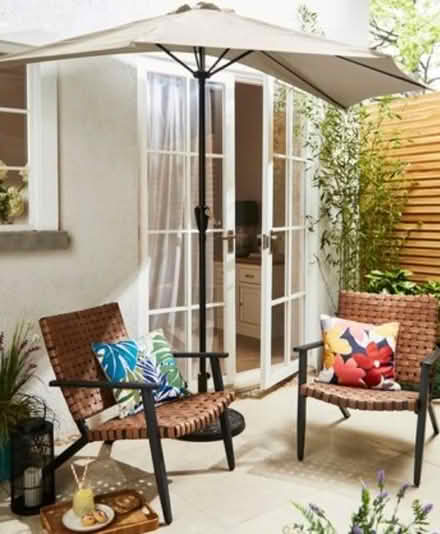 Photo of free Half Parasol and Stand (Shiregreen S5) #1