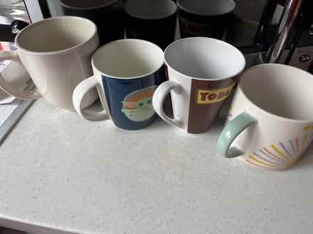 Photo of free X4 mugs (Yardley Wood B14) #1
