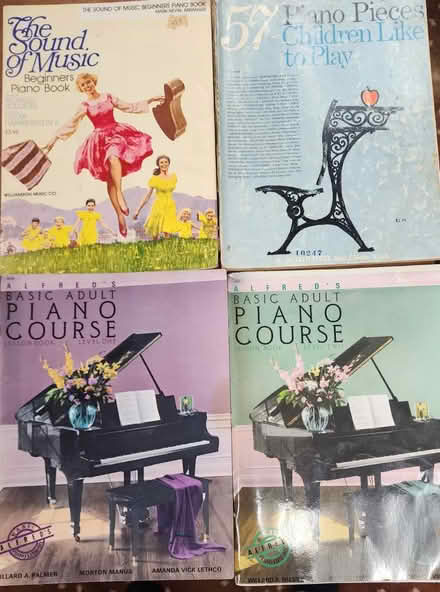Photo of free Beginner Piano books (Jennersville) #1