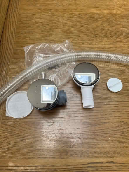 Photo of free Bath over and pop-up waste (Tunbridge Wells N. TN2) #1