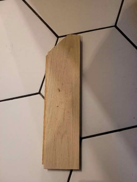 Photo of free Parquet Offcuts Solid Oak Herringbone (East Ham E6) #4