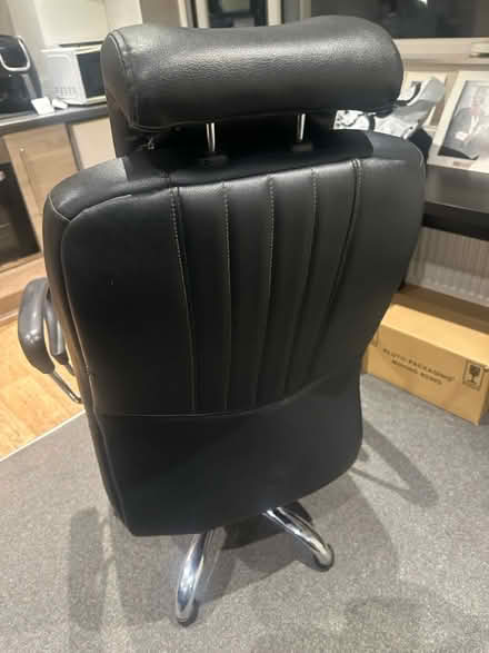 Photo of free Gaming or office chair (Frimley) #1