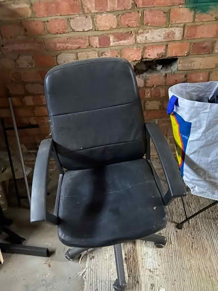 Photo of free Office chair (Tulse Hill SW2) #1