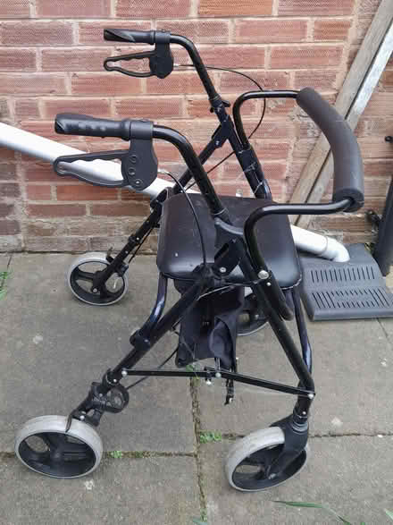 Photo of free Rollator with seat (Malvern Link WR14) #1