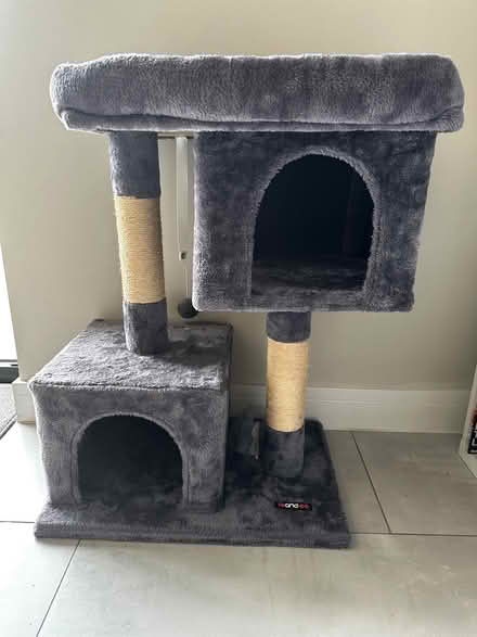 Photo of free Cat tree beds (Sutton, SM1) #1