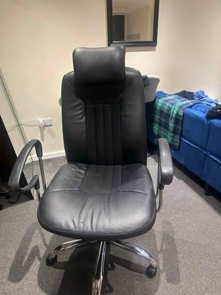 Photo of free Gaming or office chair (Frimley) #2