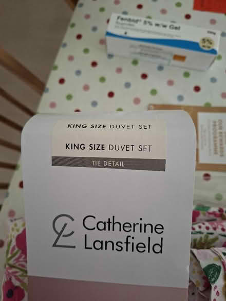Photo of free King duvet set, new (Dronfield Woodhouse S18) #2