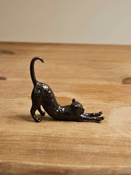 Photo of free Small bronze cat (Kenilworth CV8) #1