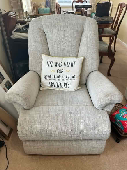 Photo of free 2 seater sofa and two arm chairs (Codicote SG4) #2