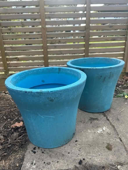 Photo of free 2 pots (Hitchin) #1