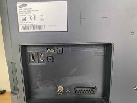 Photo of free Samsung tv (Maidenhead SL6) #3