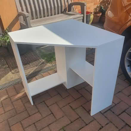 Photo of free White Corner desk (Lower Stondon SG16) #1
