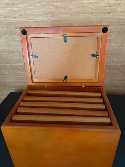 Photo of free Photo box (Ossining) #2