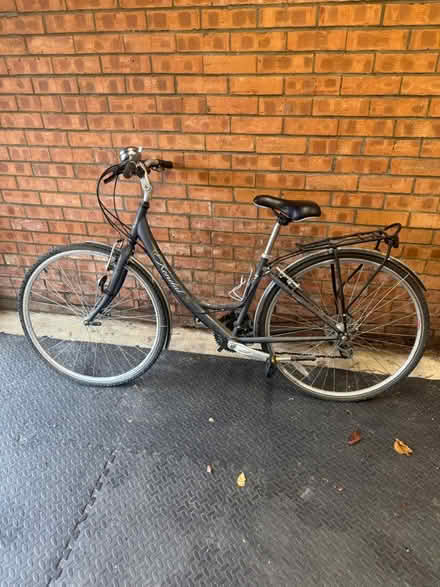 Photo of free Women’s bike (NR15 2WQ) #1
