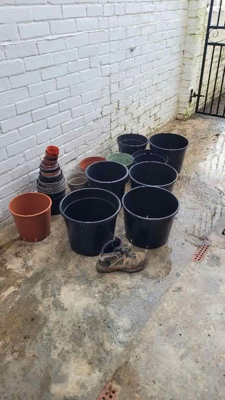 Photo of free Large plant pots (Dursley GL11) #1