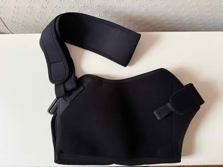 Photo of free Thermal shoulder wrap gel inserts (Salford M30) #2