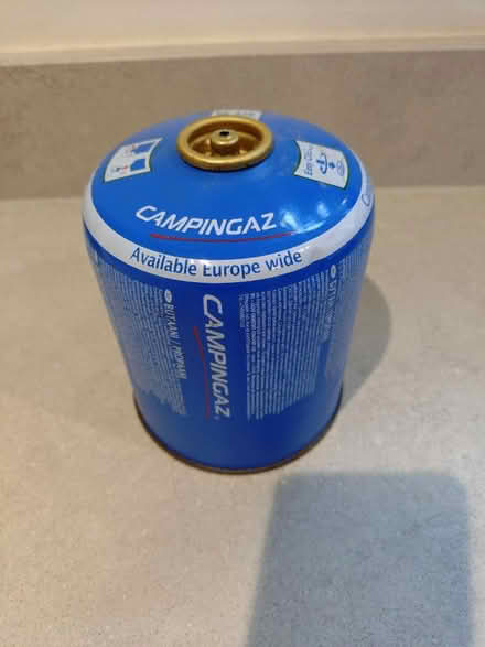 Photo of free Cv470 plug camping gaz (Ecclesall S11) #2