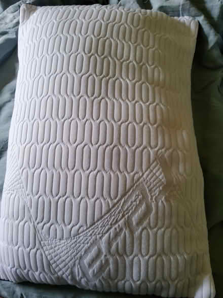 Photo of free Memory foam pillows (Marsh LA1) #1