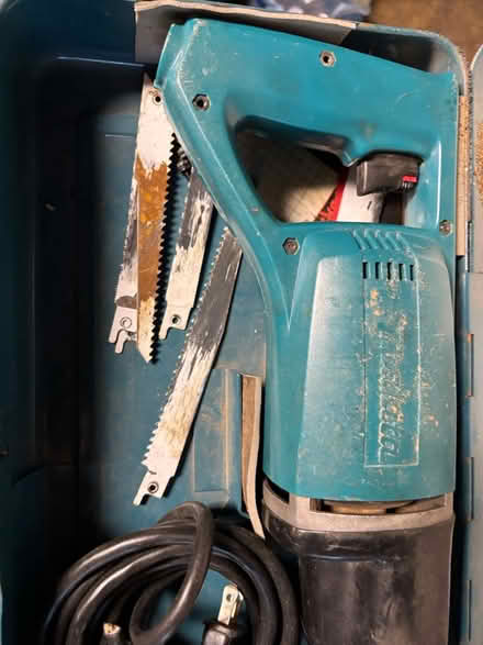 Photo of free Vintage makita recip saw as is (Mitty High area) #1