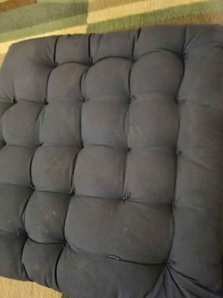 Photo of free Seat cushions (SE20) #4