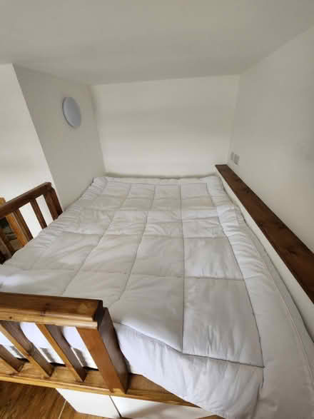 Photo of free King Size Mattress Topper (Kentish Town Nw5) #1