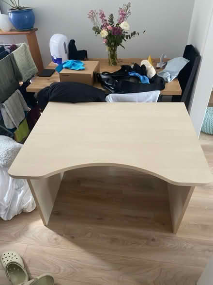 Photo of free large curved office desk (Gloucester Road, RG30) #1