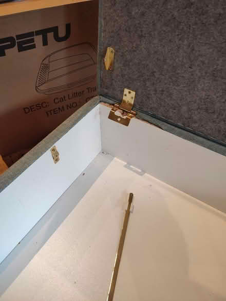 Photo of free Pouffe with storage (WD23 Bushey) #3