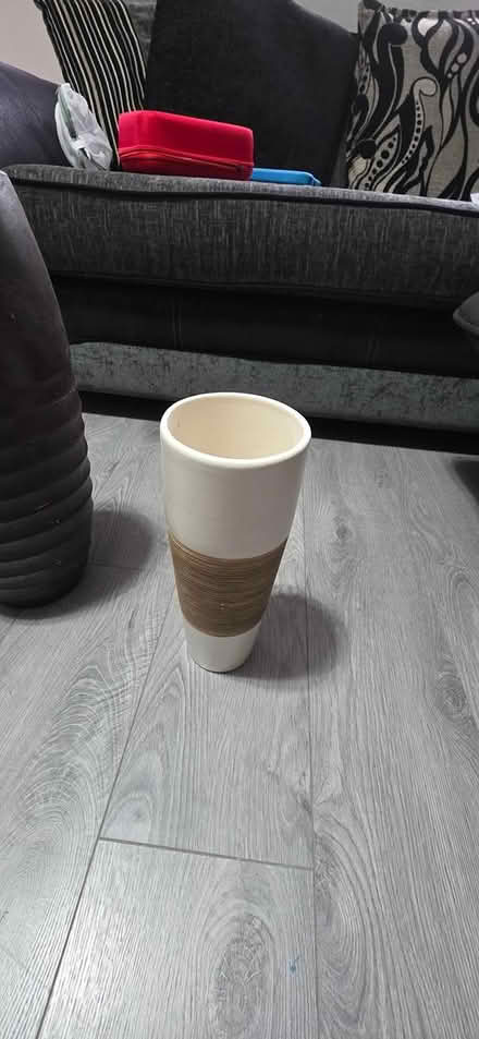 Photo of free Vases (Shirley B90) #2