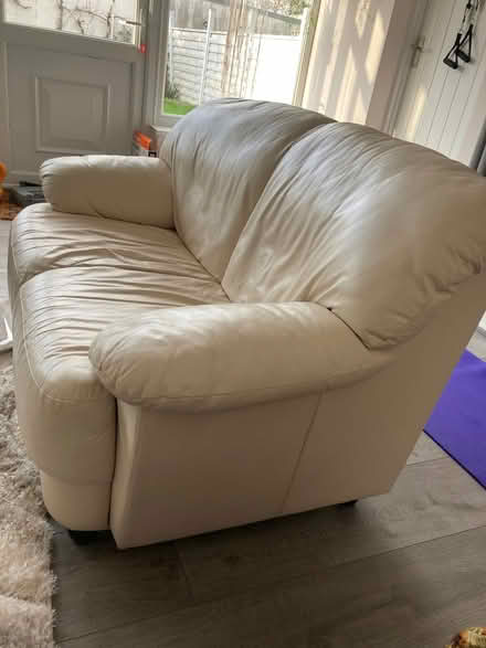 Photo of free Cream sofa (Bushey Village WD23) #3