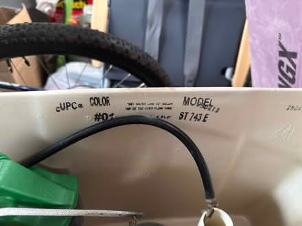 Photo of free Toto toilet (Laurelhurst) #4