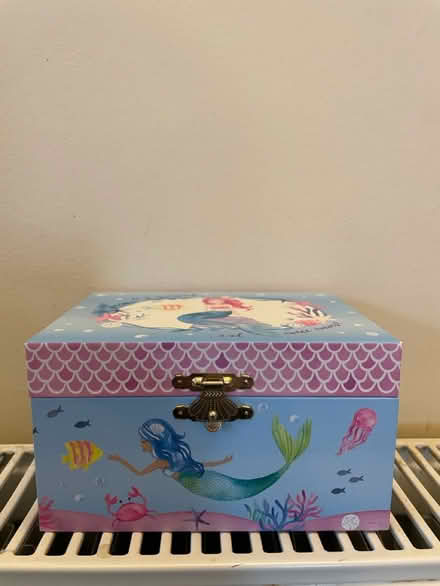 Photo of free Jewellery Box with music (Mill Hill (NW7)) #1