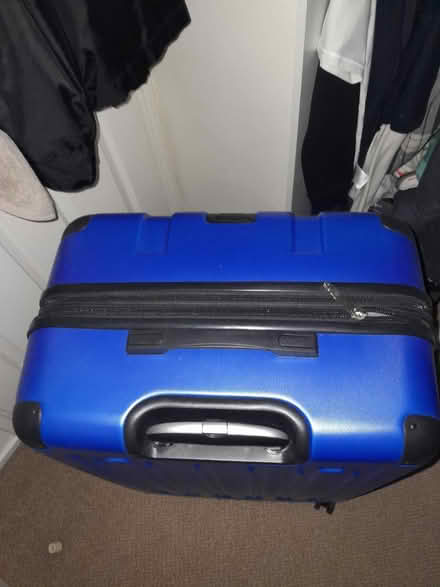 Photo of free Large hard shell suit case (Welwyn Garden city AL7) #2