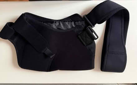 Photo of free Thermal shoulder wrap gel inserts (Salford M30) #1