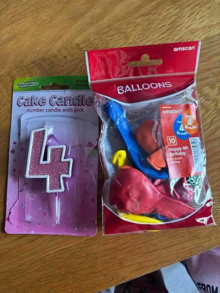 Photo of free Number 4 candle and balloons (Walderslade ME5) #1